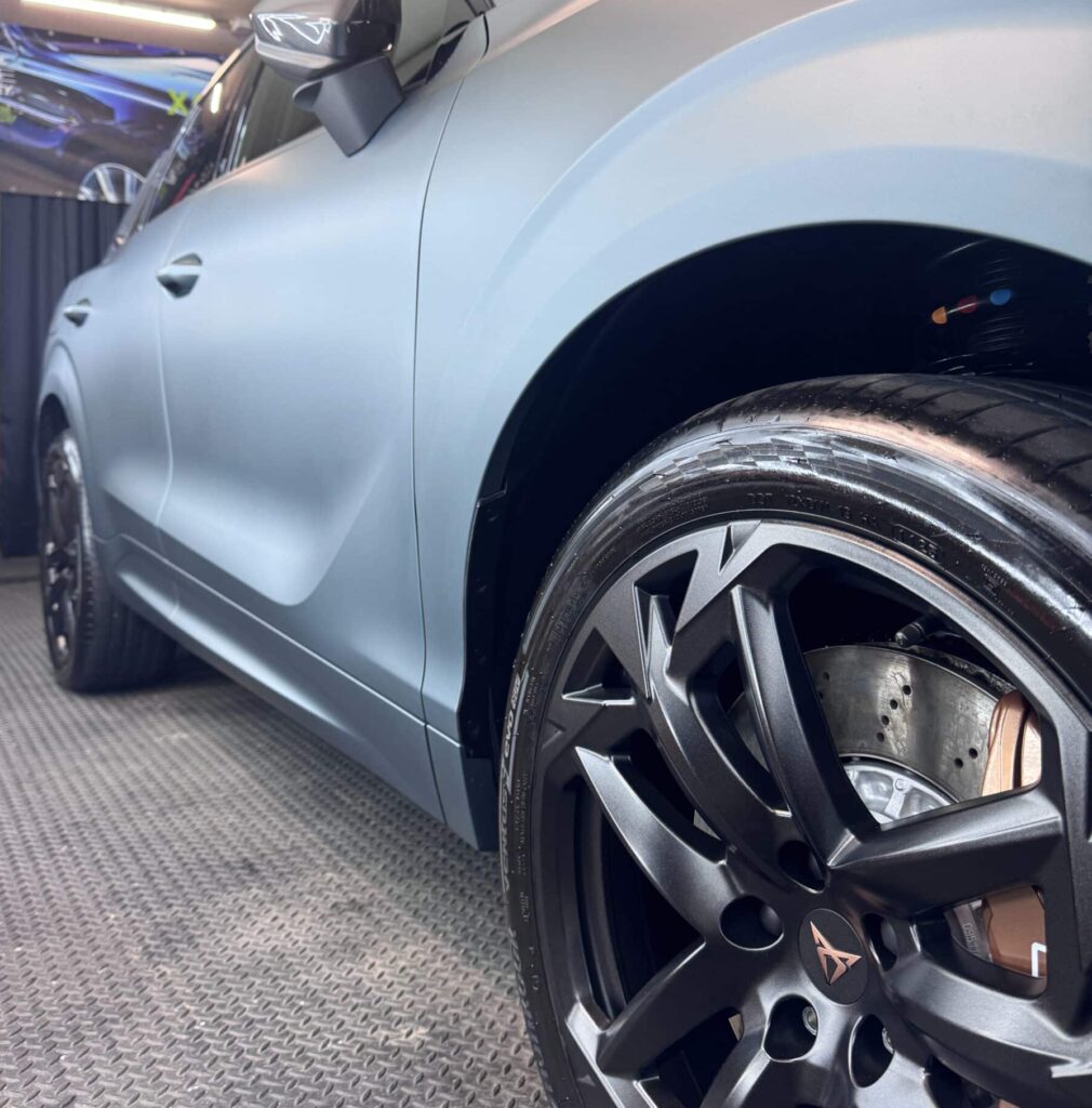 Gereinigde auto bij cardetailer DetailCleaning in Tiel